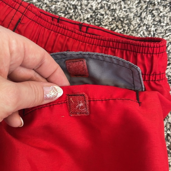 Boys swim trunks size 8 red gray black - Picture 7 of 16